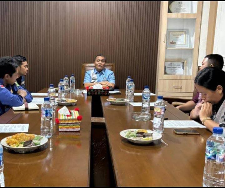 Foto : H Panguhum Nasution S Sos, M AP, Pj Sekda Padang Lawas, memberi Arahan